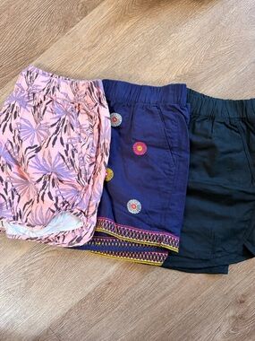 Madewell Pink Floral and Navy Embroidered Kids Shorts Set